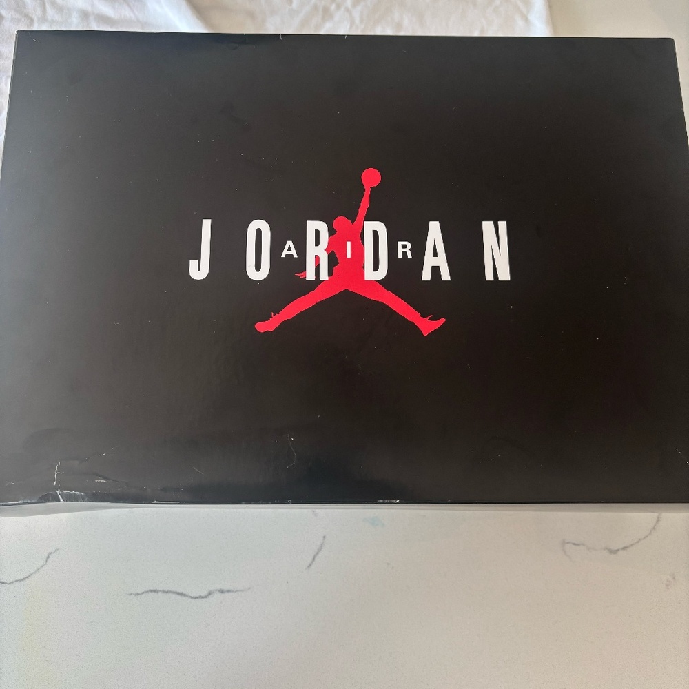 Jordan 11's Cherry's